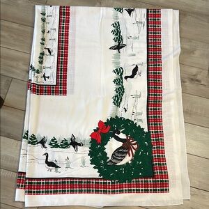 Vintage Christmas Snow Goose Wreath Print Tablecloth